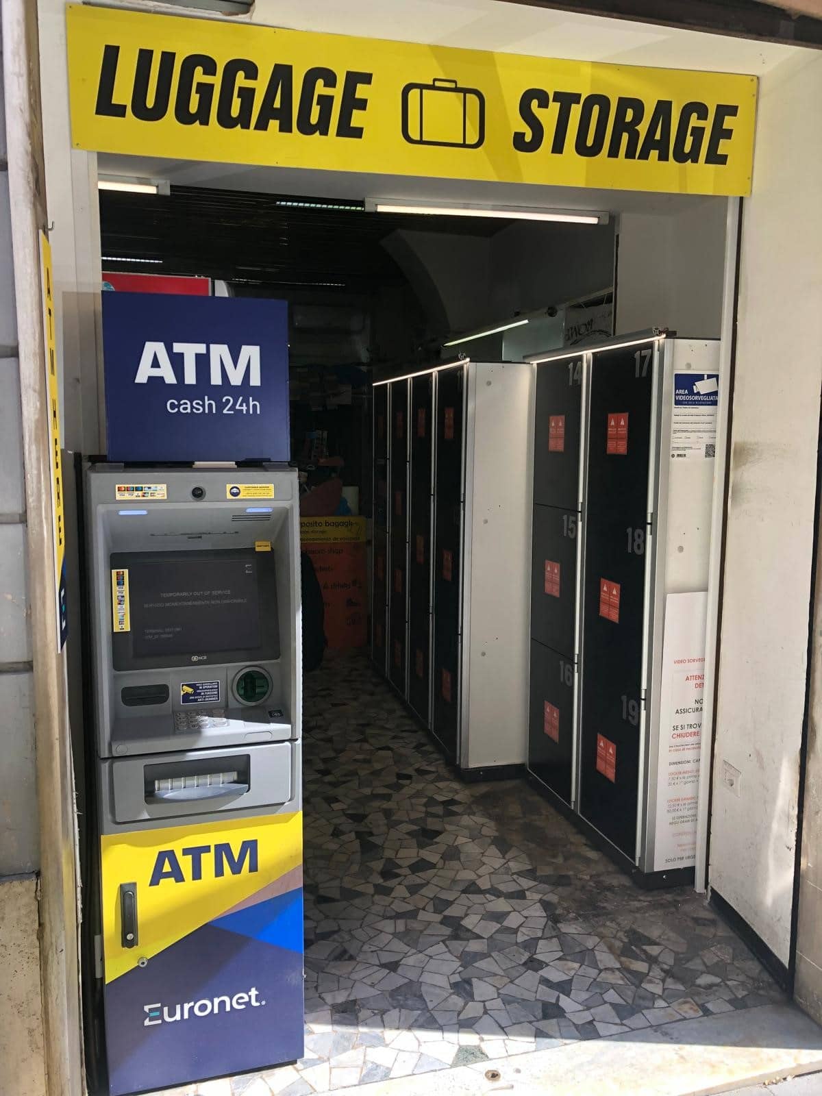 Drop your bags in lockers in Rome Termini Station